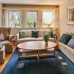 4 Bedroom Awesome In Feriehus *