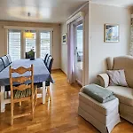 Feriehus 4 Bedroom Awesome In *