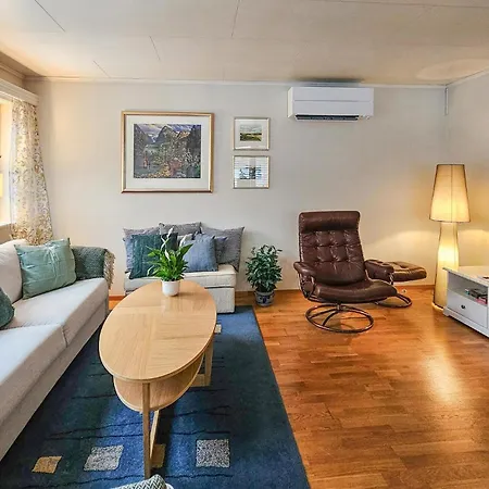 4 Bedroom Awesome In