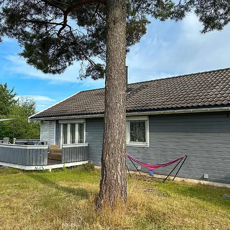 4 Bedroom Awesome In