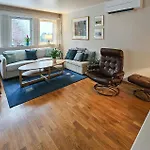4 Bedroom Awesome In