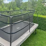 4 Bedroom Awesome In *