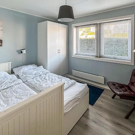 4 Bedroom Awesome In